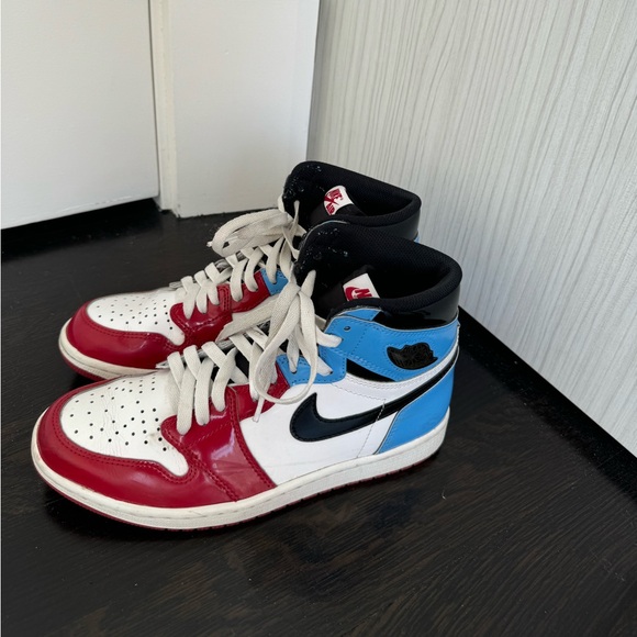 Jordan 1 Retro High Fearless UNC Chicago Men’s - Picture 1 of 7